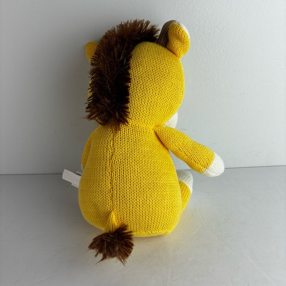 Living Textiles Knitted Noah Giraffe Baby Stuffed Animal - Picture 5 of 6